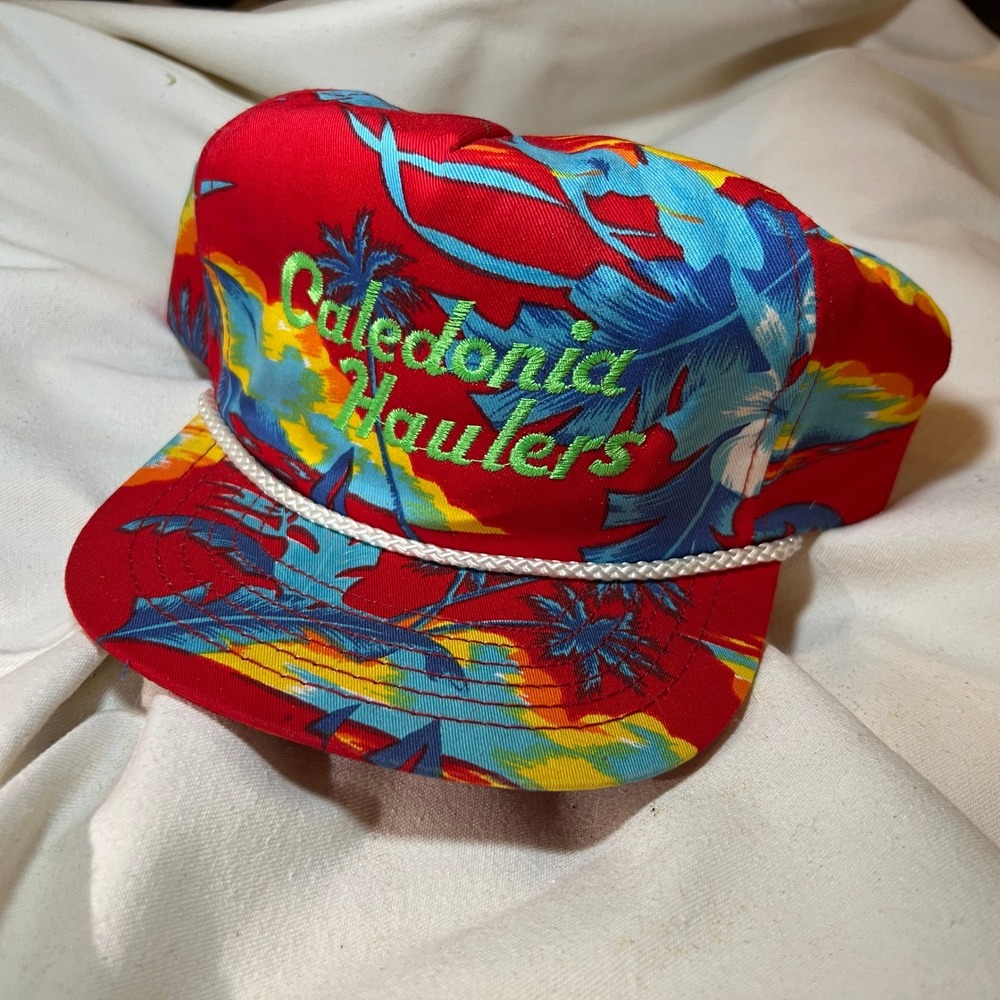 VTG Tropical Caledonia Haulers Hat San Sun Roper OSFA Trucker‎ Red TAIWAN R.O.C.